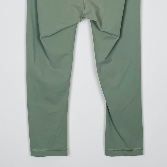 Lululemon Wunder Under Crop High-Rise Mint Green Luxtreme 21" Legging, Size 6 - Picture 7 of 13